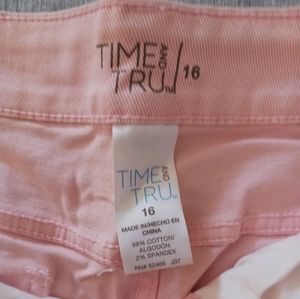 Plus-sized Bermuda Shorts